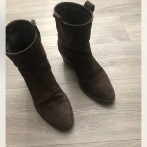 Aquatelia Suede Bootie Size 8